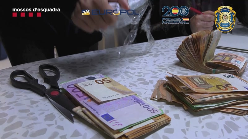 Desarticulada una banda criminal per blanquejar m&eacute;s de 10 mil euros